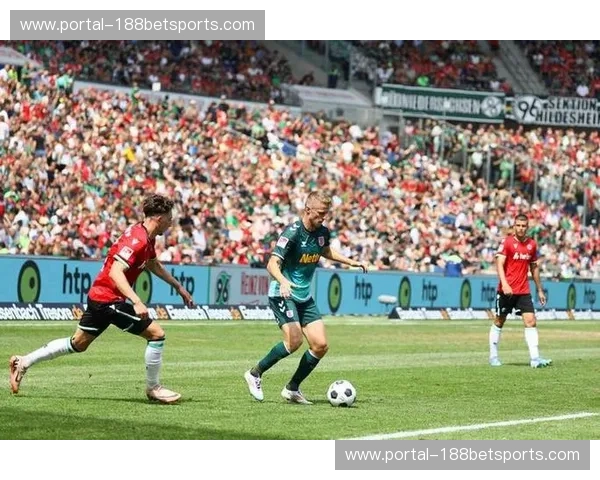 铁血围城还是莱茵奇迹？杜塞尔多夫与雷根斯堡的德乙权谋之战