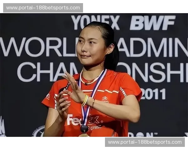 巅峰对决，荣耀之战：李雪芮与王仪涵的羽球传奇